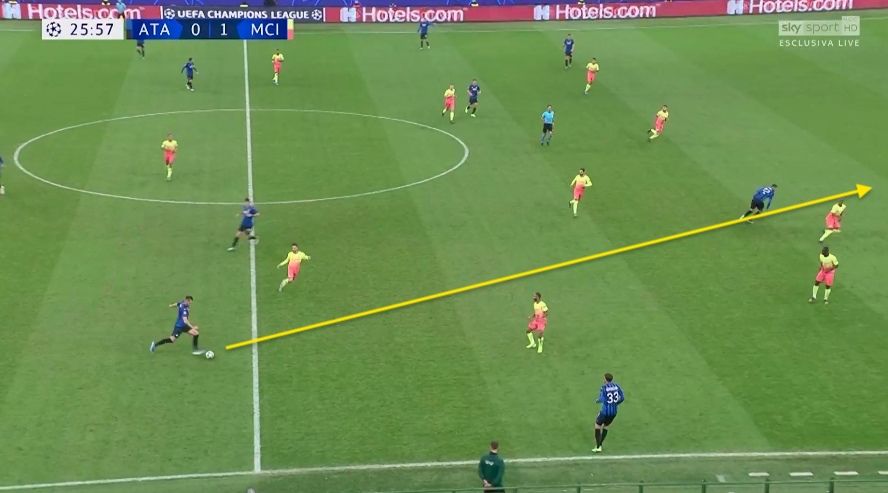 تمريرة طويلة